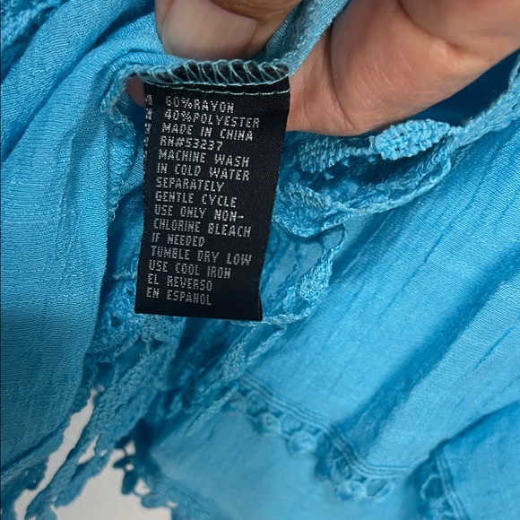 Unique Spectrum NWOT Aqua Blouse with Fringe Size XL PTP 22” - Picture 5 of 5